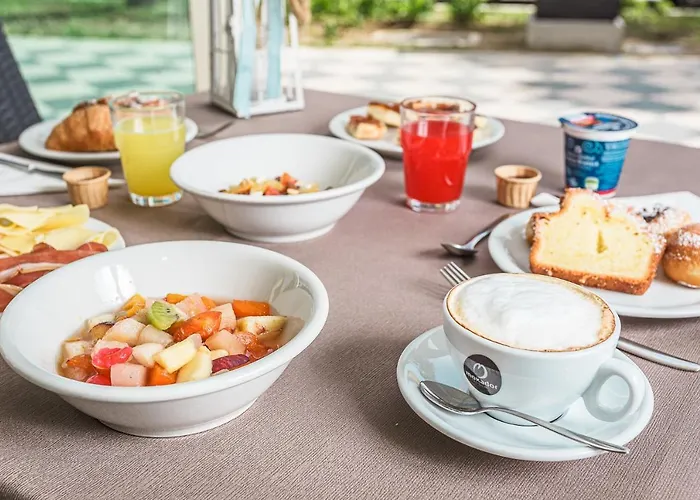 فندق Giove Dipendenza Fiamma 3*