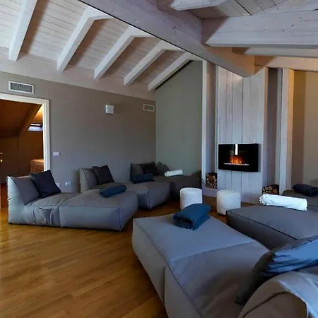 Giove Dipendenza Fiamma 3*