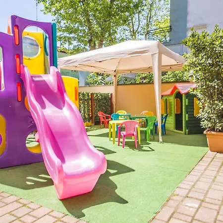 Hotell Giove Dipendenza Fiamma Cesenatico