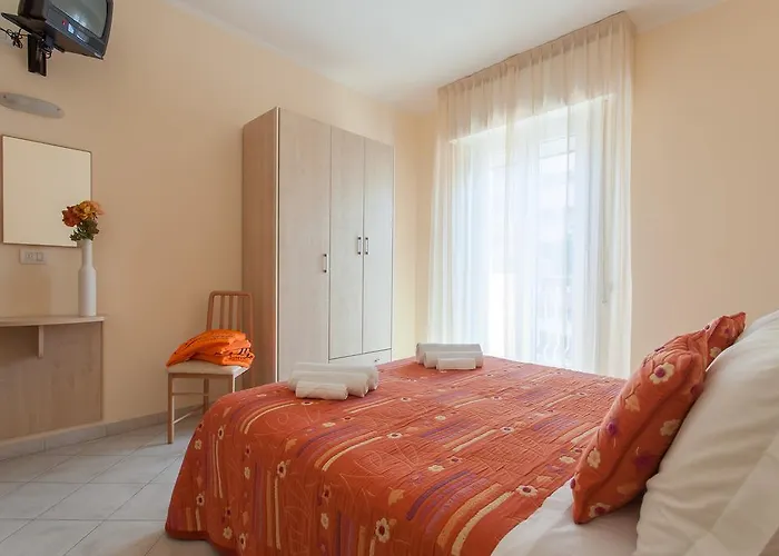 Otel Giove Dipendenza Fiamma